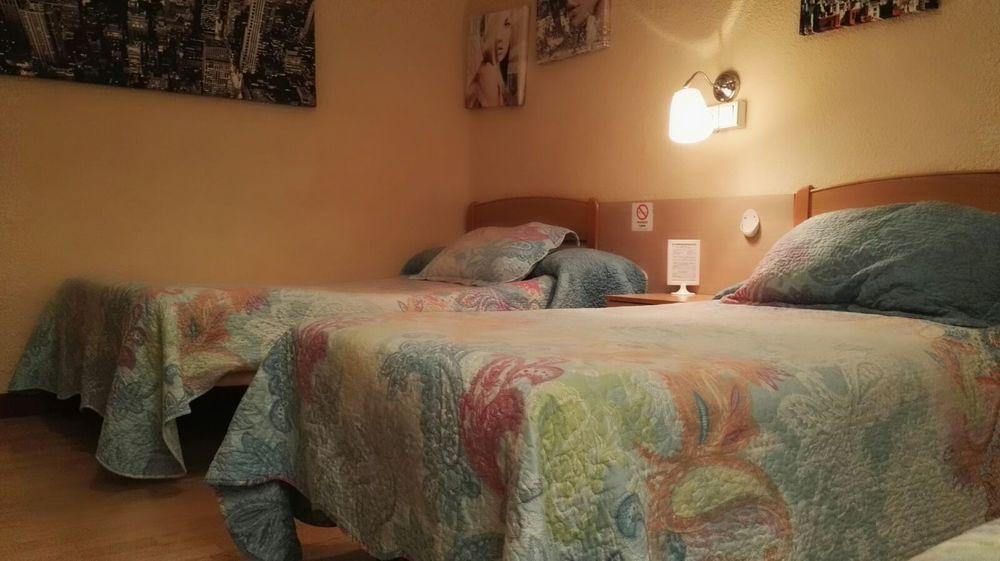 Hostal Alicante Madrid Kültér fotó
