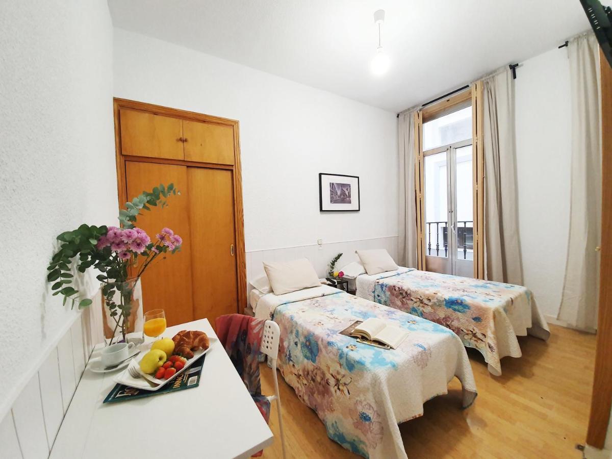 Hostal Alicante Madrid Kültér fotó