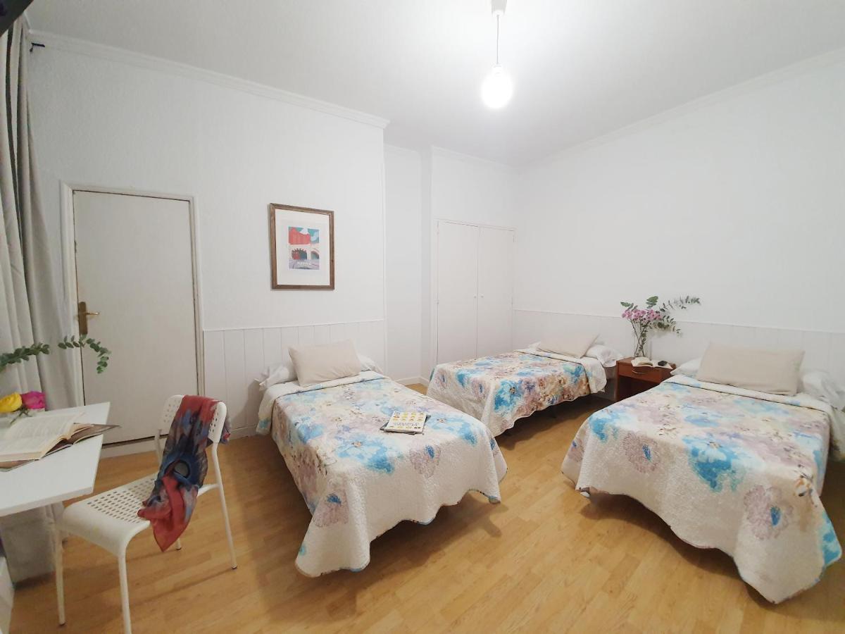 Hostal Alicante Madrid Kültér fotó