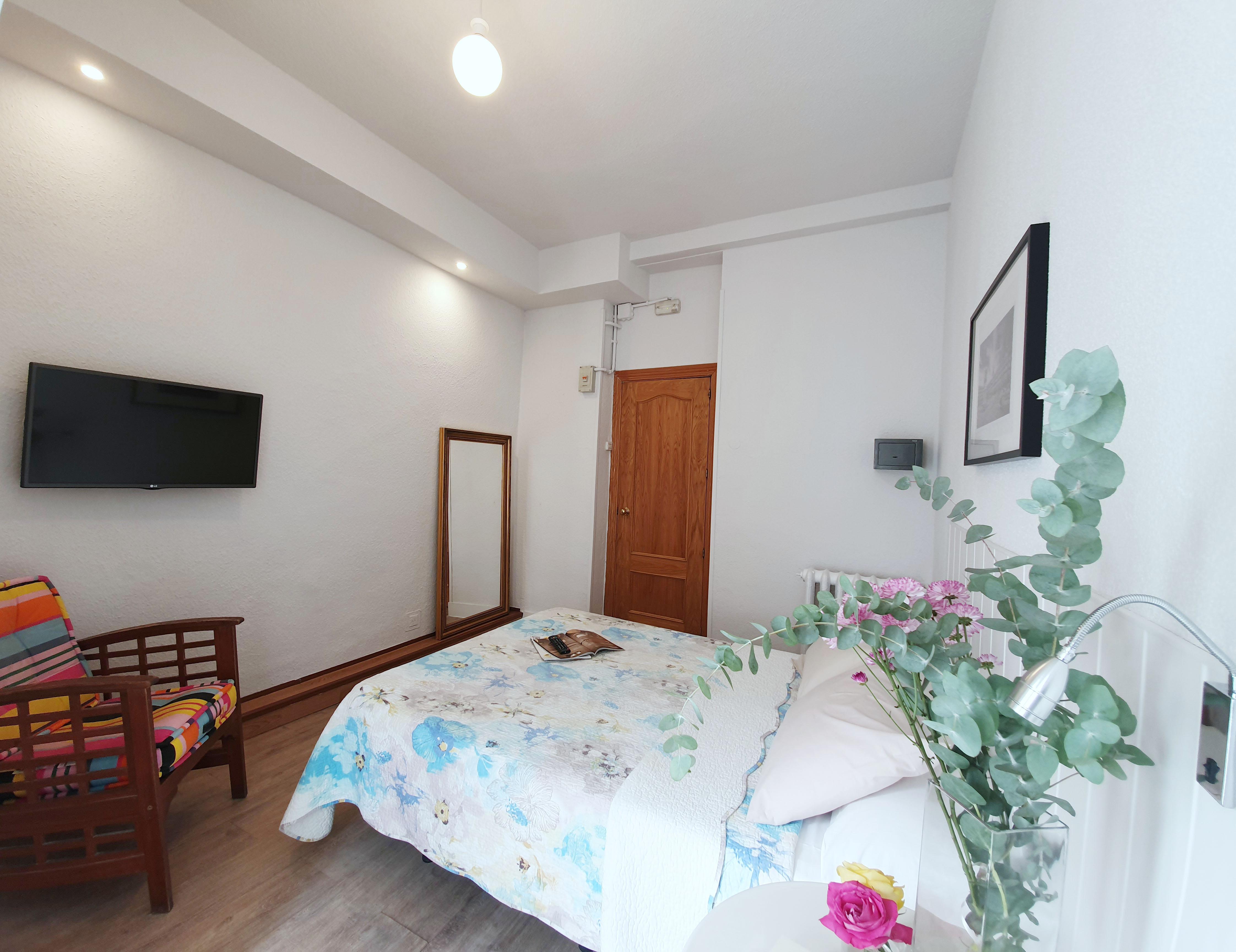 Hostal Alicante Madrid Kültér fotó