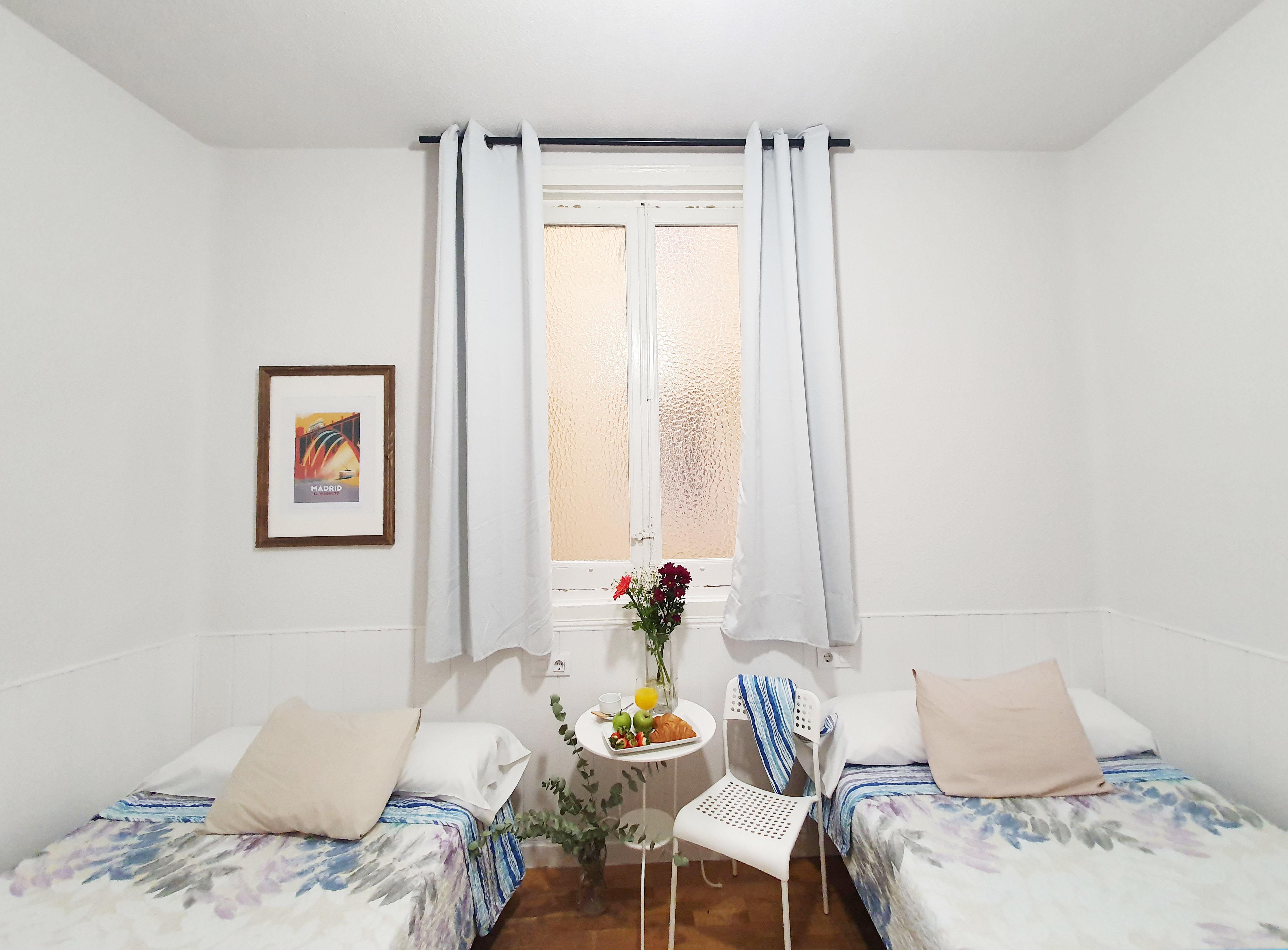 Hostal Alicante Madrid Kültér fotó