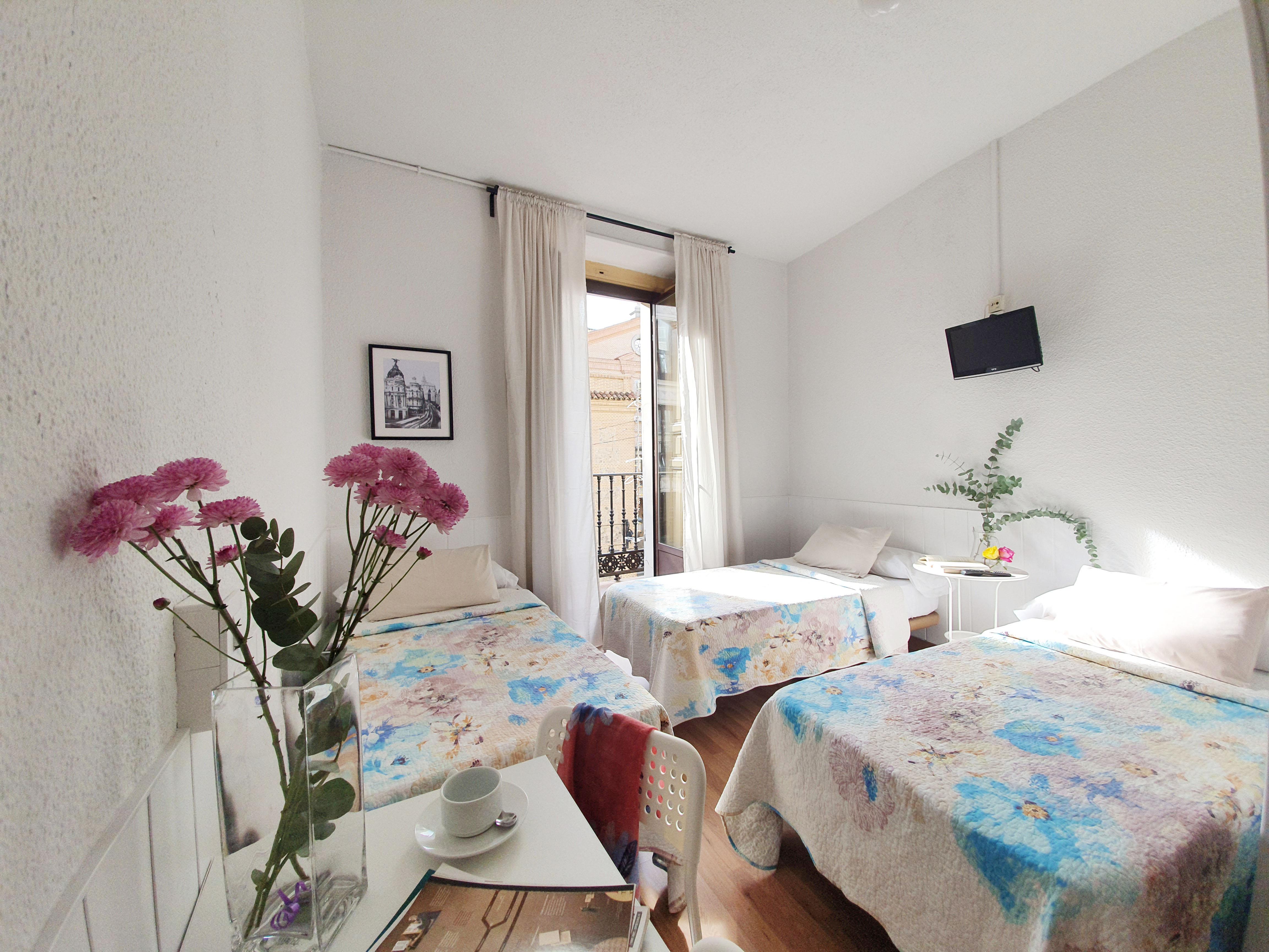Hostal Alicante Madrid Kültér fotó