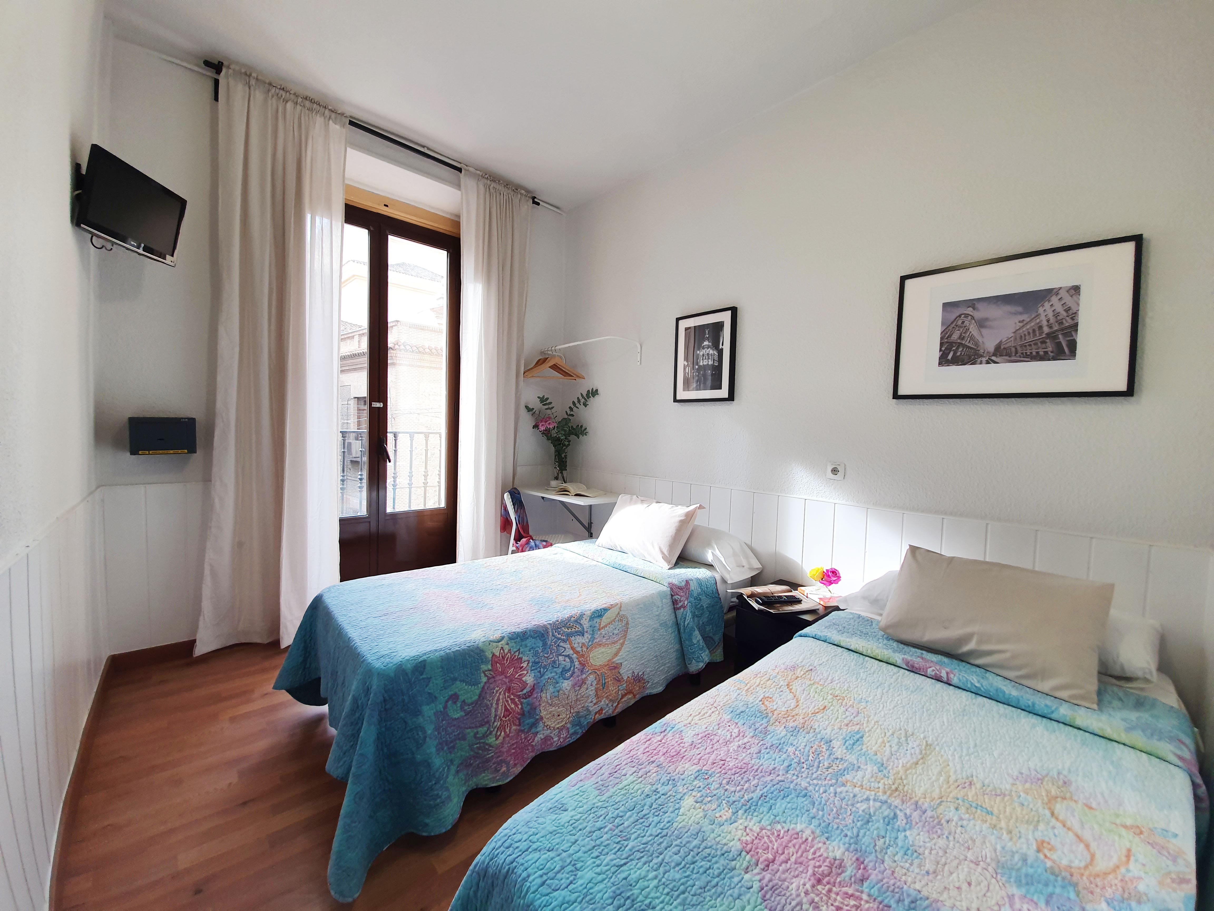 Hostal Alicante Madrid Kültér fotó